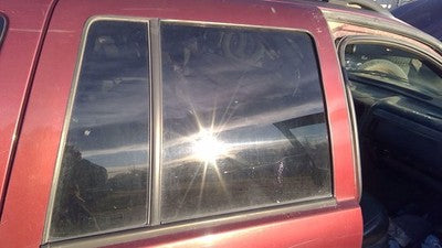 1999-2004 Grand Cherokee Passenger Right Rear Side Window Door Glass Oem Back