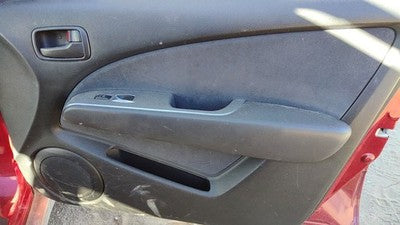 03-06 Outlander Passenger Right Front Door Trim Panel With Switches Black