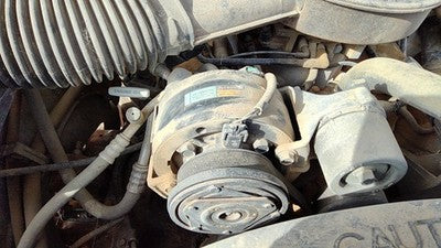 94-95 Chevy Silverado 1500 Ac Compressor With Mount Bracket Oem 4.3L 01134343