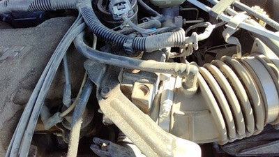 2000-2005 Pontiac Grand Am Throttle Body Valve Oem With Sensors 3.4L 12595271
