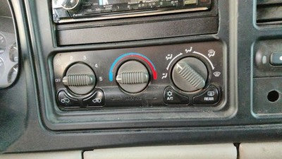 2000-2002 Chevy Suburban Temperature Control Module In Dash Heater Ac Head Unit