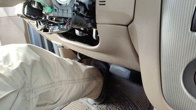 2004-2005 Ford Explorer Lower Dash Under Column Knee Bolster Trim Panel Tan Gp