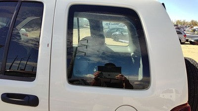 2002-2007 Jeep Liberty Driver Left Rear Quarter Glass Back Side Window Oem