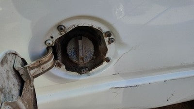 1990-1997 Chevy Silverado 1500 Fuel Filler Neck Assembly With Gas Cap 5.0L 4.3L