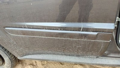 05-09 Equinox Passenger Right Rear Moulding From Door Back Trim Granite Gray 44U
