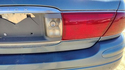00-04 Lesabre Buick Lesabre Center Middle Inner Tail Light Brake Lamp Oem Rear