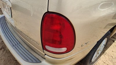 1996-2000 Chrysler Town & Country Passenger Right Tail Light Brake Lamp Oem Rear