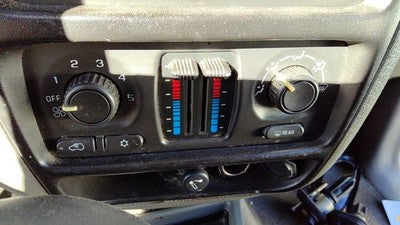 03-09 Chevy Trail Blazer Temperature Control Module In Dash Heater Ac Head Unit