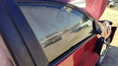 2008-2015 Nissan Rogue Passenger Right Front Side Window Door Glass Oem