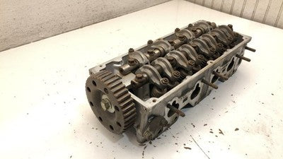 1993-1994 Chrysler Colt Cylinder Head With Camshaft Oem 1.5L Sohc Md174888