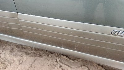 2000-2004 Legacy Outback Passenger Right Front Moulding From Door Oem Trim Strip