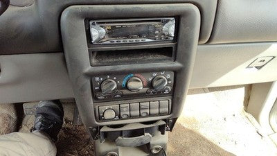 2001-2004 Chevy Venture Trim Bezel Around Radio Surround Dash Panel Oem Gray 14D