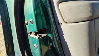 2000 Ford Taurus Driver Left Front Door Latch With Rods/Cables Oem