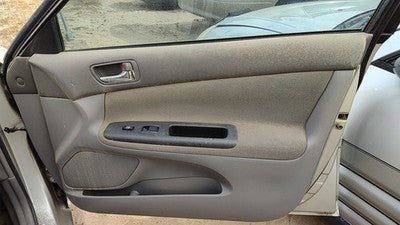 05-06 Toyota Camry Passenger Right Front Door Trim Panel With Switches 95 Stone