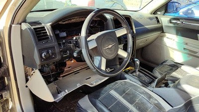 2005-2010 Chrysler 300 Passenger Right Front Power Window Regulator With Motor