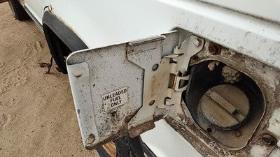 1993 Chevy S10 Blazer Fuel Tank Door With Hinge Gas Lid Oem Filler White