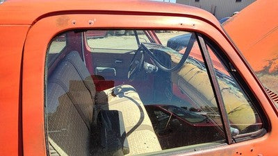 1973-1980 Chevy Silverado K10 Passenger Right Front Side Window Door Glass Oem