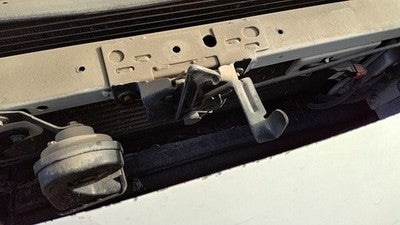 2005 Ford Crown Vic Hood Latch Assembly With Bracket Oem 5W7z16138aa