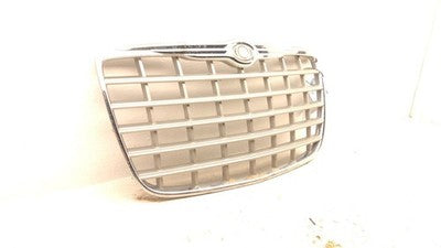 2005-2010 Chrysler 300 Front Grille Oem Chrome 4805926Ac