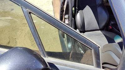 2015-21 Subaru Wrx Passenger Right Front Vent Window Small Door Glass With Frame
