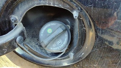 2007-2008 Ford Expedition Fuel Filler Neck Assembly With Gas Cap Oem 7L1z9034a
