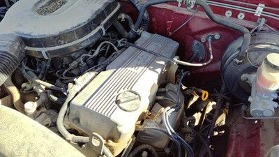 1996 Nissan Hardbody Valve Cover Oem 2.4L