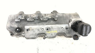 2001-2005 Mercedes C240 Front Valve Cover Driver Left Oem 2.6L 1120100530