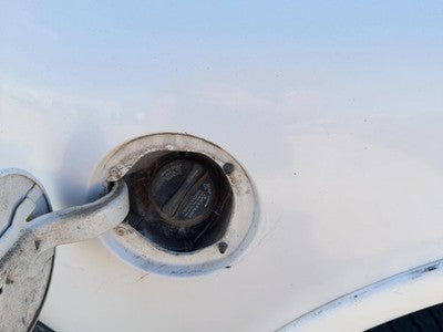 1999-2004 Ford F150 Fuel Filler Neck Assembly With Gas Cap Oem 1L3Z9034Aa