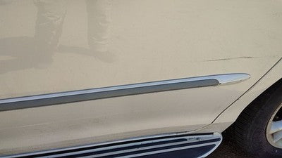04 Sienna Driver Left Rear Moulding From Door Oem Back Trim Strip White 071