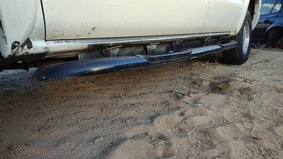 2001-2006 Chevy Suburban Passenger Right Running Board Side Step Z71 15766083