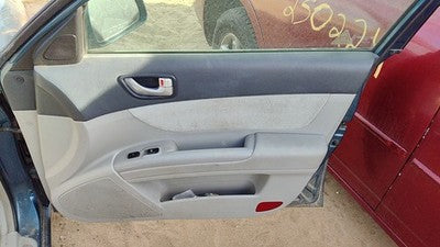 06-07 Hyundai Sonata Passenger Right Front Door Trim Panel With Switches Gray