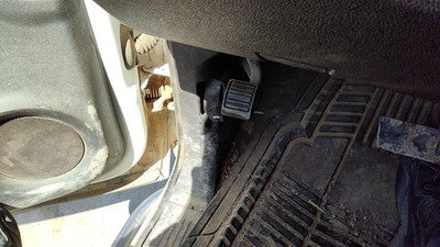 2008 Chevy Silverado 2500 Driver Left Lower Kick Trim Panel Oem Ebony 19D