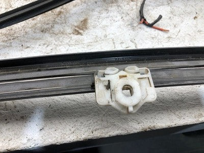 01-03 Town and Country Passenger Right Front Power Window Regulator with Motor