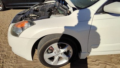 2007-2012 Nissan Altima Driver Left Front Fender Oem White Qx3 63101Zn55a