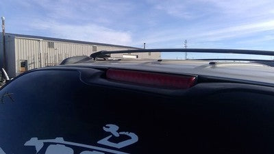 2001 Chevy Tahoe Third Brake Light Middle Lamp Oem