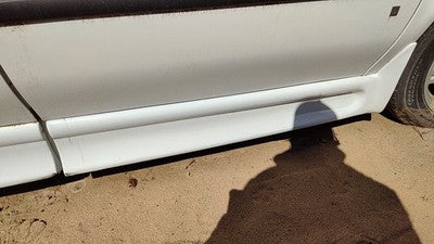05-08 Uplander Passenger Right Lower Rocker Panel Moulding Side Skirt White 50U