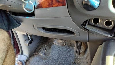 97-02 Ford Expedition Lower Dash Under Column Knee Bolster Trim Panel Gray F2