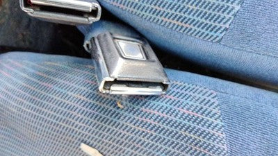 1995 Ford F150 Passenger Right Front Seat Belt Buckle Receiver Oem Blue