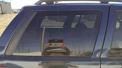 99-04 Jeep Grand Cherokee Passenger Right Rear Quarter Glass Back Side Window