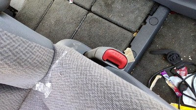 05-07 Caravan Passenger Right Front Seat Belt Buckle Receiver Oem Slate Gray D5