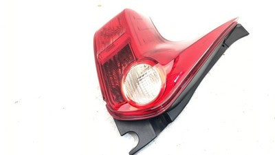 2011-2014 Nissan Juke Driver Left Tail Light Brake Lamp Oem Rear 265551km0a