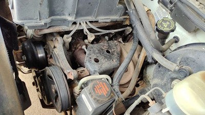1998-2000 S10 Pickup Exhaust Manifold Assembly Oem 2.2L At 4X2 24577409