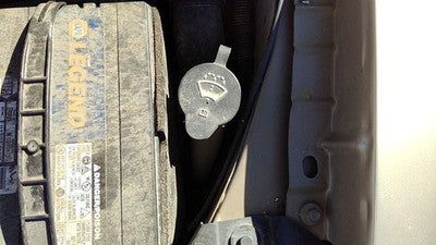 99-05 Pontiac Grand Am Windshield Washer Fluid Reservoir With Pump Wiper Tank