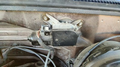 1992-1999 Chevy Suburban Windshield Wiper Motor Oem 12368702