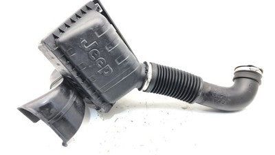 2004-2007 Jeep Liberty Complete Air Intake Filter Box Housing With Tube Oem 3.7L