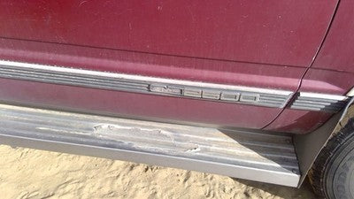 1988 Gmc Sierra 2500 Passenger Right Front Moulding From Door Oem Trim Strip