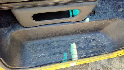 2002 Express Van 2500 Passenger Right Lower Kick Trim Panel Oem Sill Step