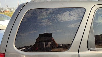 2001-2006 Mazda Tribute Passenger Right Rear Quarter Glass Back Side Window Oem
