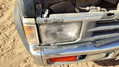 1987-1995 Nissan Pathfinder Passenger Right Head Light Oem Front Lamp B606041G00