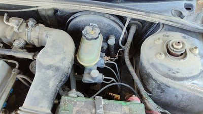 91-99 Saturn Sl1 Power Brake Booster With Master Cylinder Pair Set Oem 21010525
